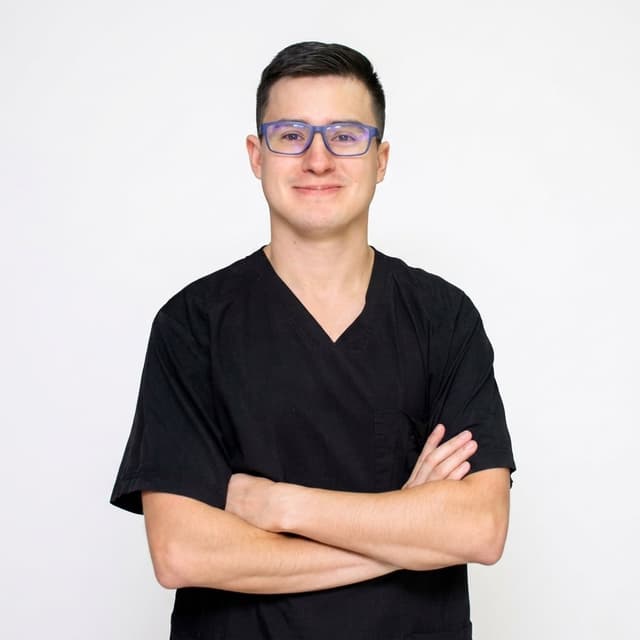 Dr. Josué Ulate